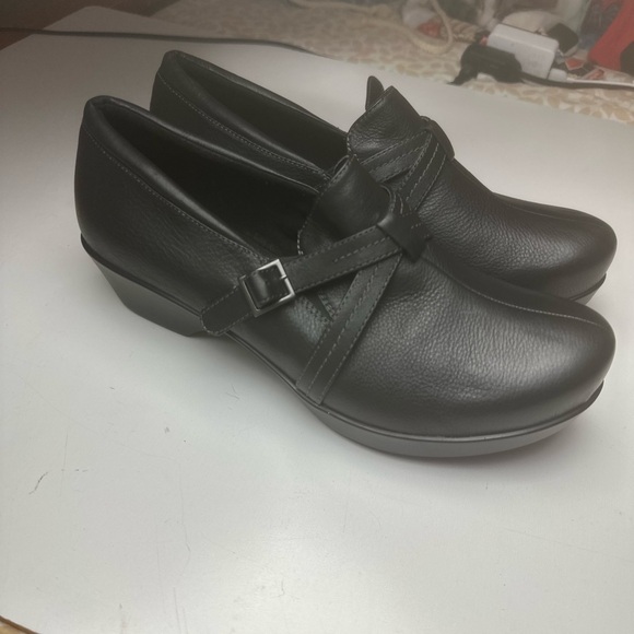 Abeo Black Leather Buckle Mules - Picture 4 of 16